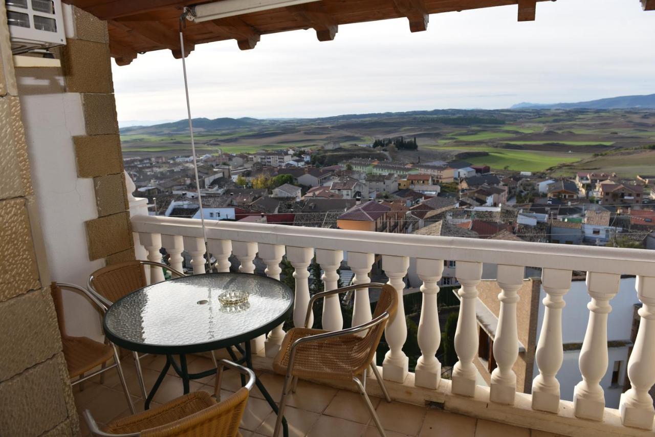 Hotel Rural El Castillo Ларрага Экстерьер фото