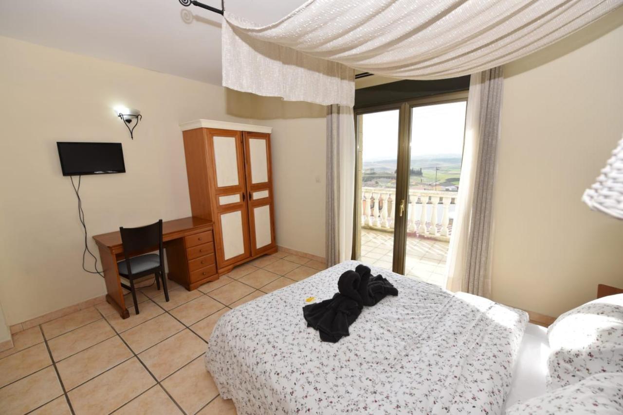 Hotel Rural El Castillo Ларрага Экстерьер фото